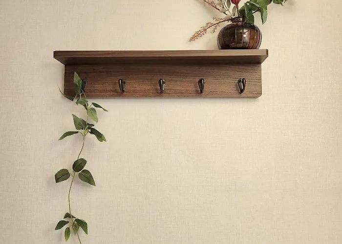Juin - Foreigner Only Seoul