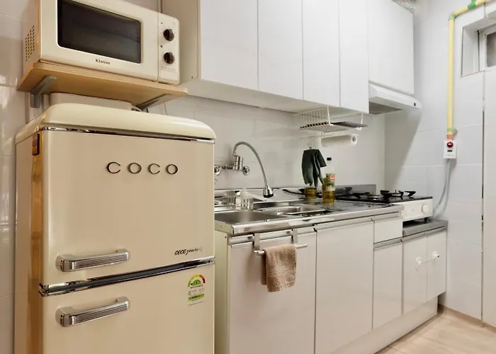 Juin - Foreigner Only Apartment Seoul